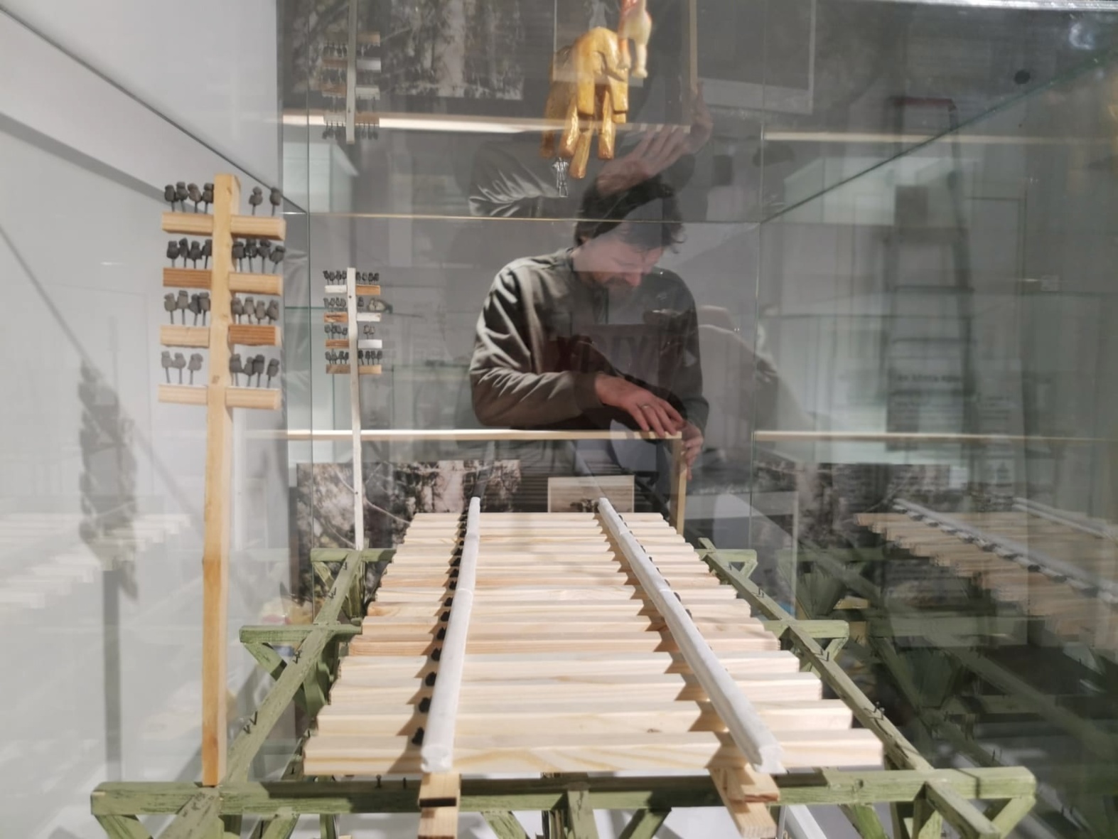 Монтаж общего объекта художников 