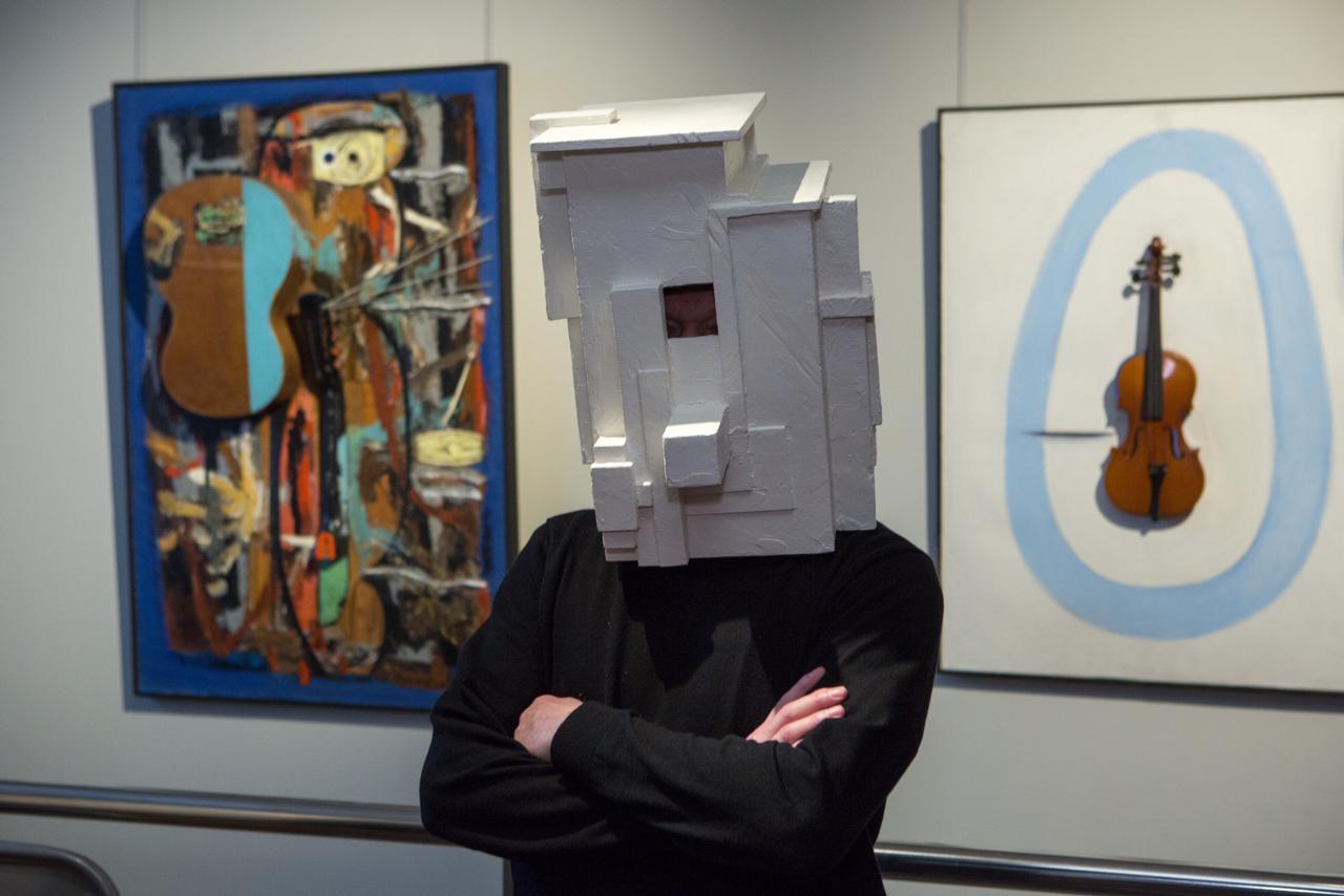 Выставка "Сергей Чернов. Играя в Авангард"